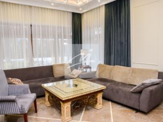 Дом, 400 м², 12 соток