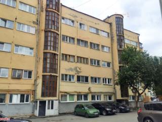 60 м², 4/5 этаж, 3-комн.