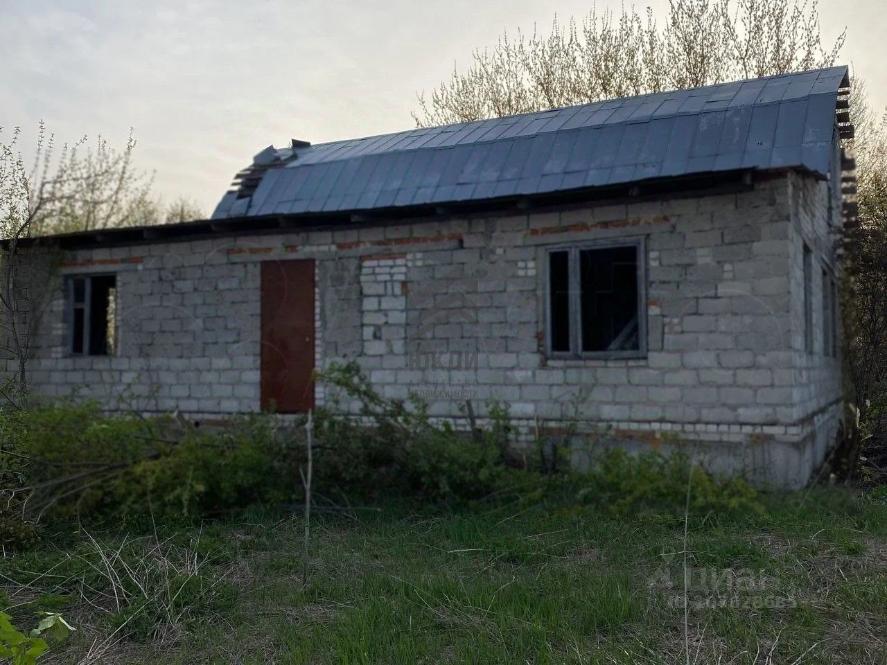 Купить дом в деревне Лутовиновке в Новоусманском районе в Воронежской  области — 5 объявлений о продаже загородных домов на МирКвартир с ценами и  фото