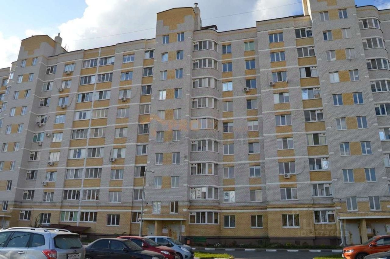 Купить квартиру в переулке Макаренко, 6а в Белгороде — 561 объявление по  продаже квартир на МирКвартир