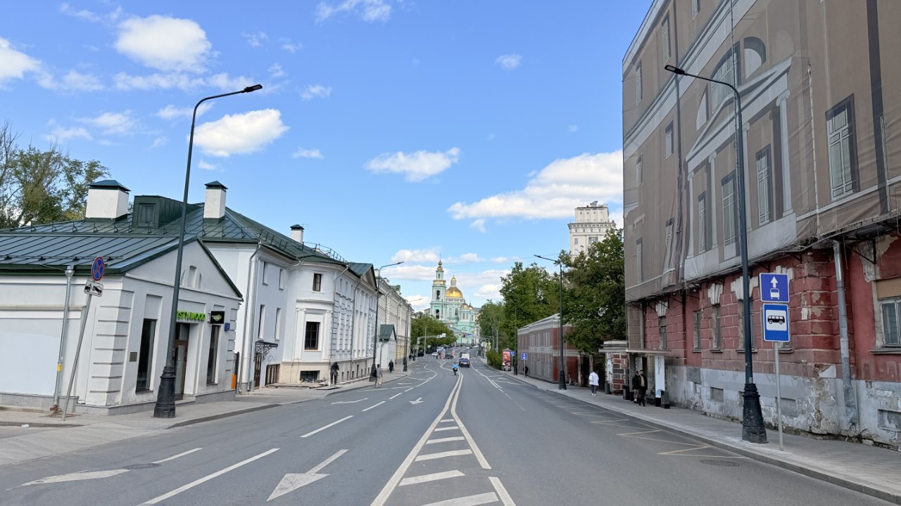 Элитная жилая застройка Спартаковской улицы не коснулась. Фото: Мир Квартир